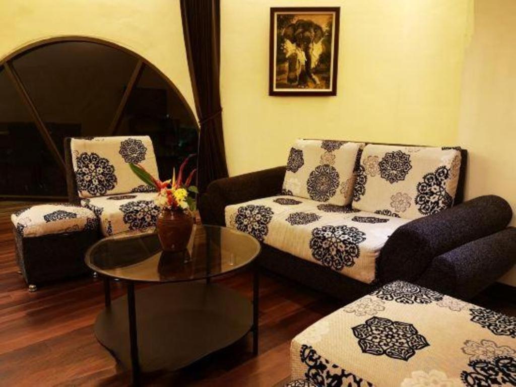 Phonethip Plaza Hotel فيينتيان المظهر الخارجي الصورة