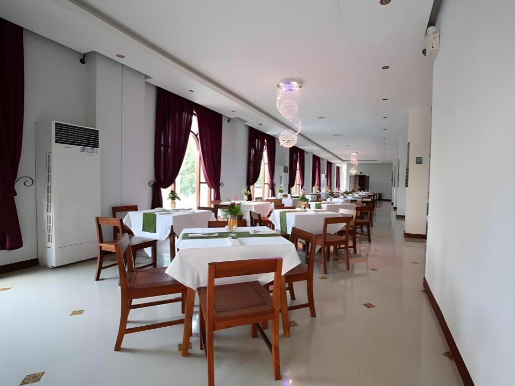 Phonethip Plaza Hotel فيينتيان المظهر الخارجي الصورة