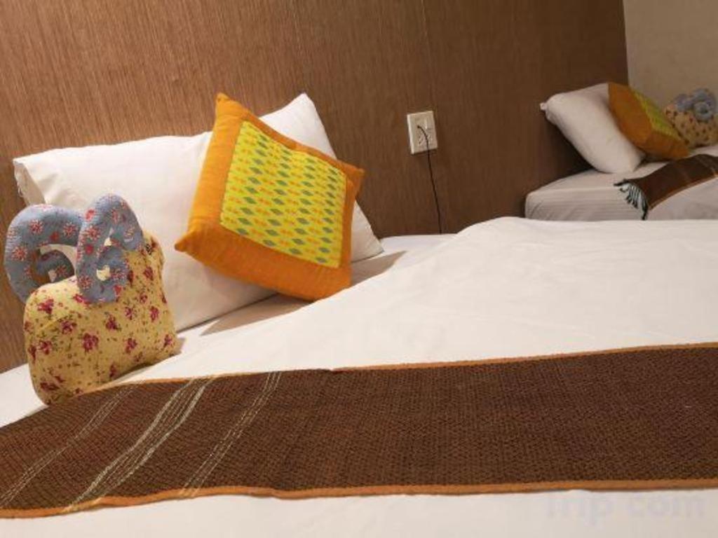 Phonethip Plaza Hotel فيينتيان المظهر الخارجي الصورة
